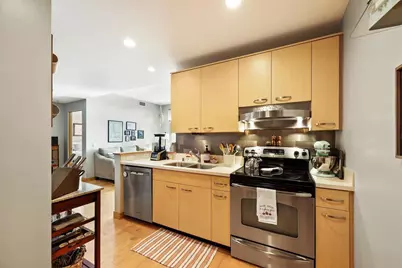 309 W Washington Avenue #502, Madison, WI 53703 - Photo 3