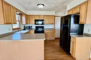 2370 S Terrace St, Janesville, WI 53546 - Photo 11