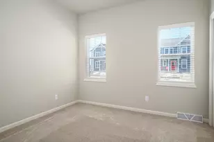 2573 Water Lily Cir, Sun Prairie, WI 53590 - Photo 13