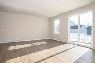 2573 Water Lily Cir, Sun Prairie, WI 53590 - Photo 7