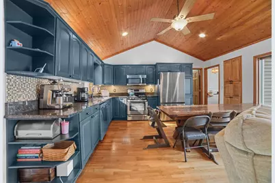 22010 122nd Street, Bristol, WI 53104 - Photo 9