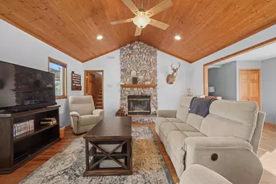 22010 122nd Street, Bristol, WI 53104 - Photo 7