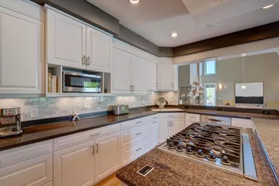 5596 Surrey Lane, Waunakee, WI 53597 - Photo 15
