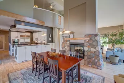 5596 Surrey Lane, Waunakee, WI 53597 - Photo 11