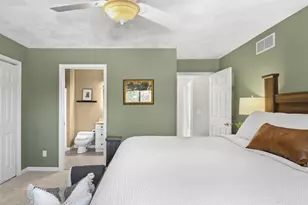 5564 Colleen Cir, Fitchburg, WI 53711 - Photo 15