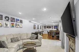 5564 Colleen Cir, Fitchburg, WI 53711 - Photo 25