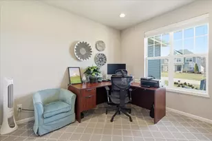 4754 Sunset Ridge Dr, Middleton, WI 53562 - Photo 5