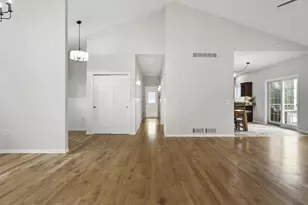 1232 Dartmouth Dr, Waunakee, WI 53597 - Photo 11