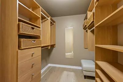 360 W Washington Avenue #901, Madison, WI 53703 - Photo 23