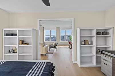 360 W Washington Avenue #901, Madison, WI 53703 - Photo 17