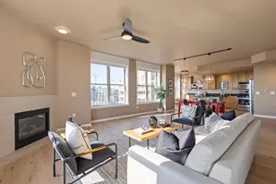 360 W Washington Ave, Madison, WI 53703 - Photo 9