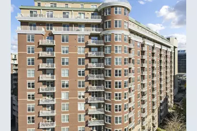 360 W Washington Avenue #901, Madison, WI 53703 - Photo 31