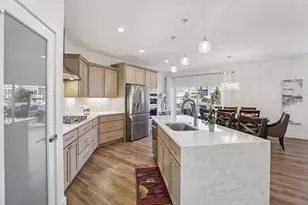 6682 Morning Dew Ln, Sun Prairie, WI 53590 - Photo 11