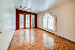 2102 Manor Green Dr, Madison, WI 53711 - Photo 21