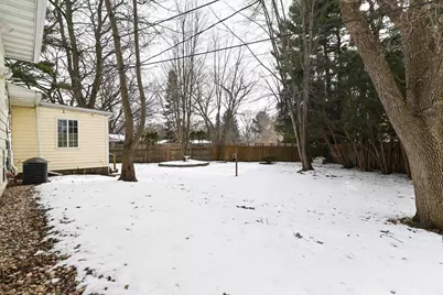 2102 Manor Green Drive, Madison, WI 53711 - Photo 17