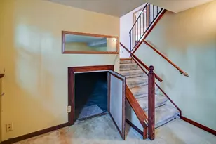 2102 Manor Green Dr, Madison, WI 53711 - Photo 39