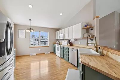 315 Valley View Drive, Rio, WI 53960 - Photo 19