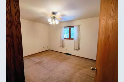 321 N Vincennes Street, Adams, WI 53910 - Photo 9