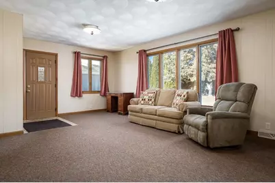 2449 W Forest Avenue, Beloit, WI 53511 - Photo 7