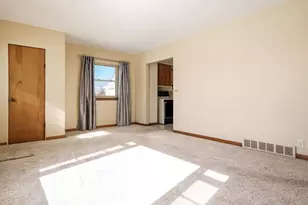 2449 W Forest Ave, Beloit, WI 53511 - Photo 19