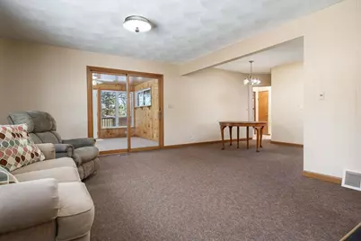 2449 W Forest Avenue, Beloit, WI 53511 - Photo 5