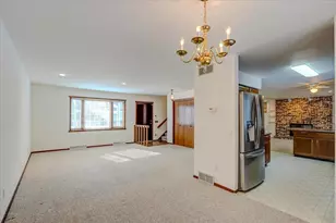 5654 Pennwall St, Fitchburg, WI 53711 - Photo 11