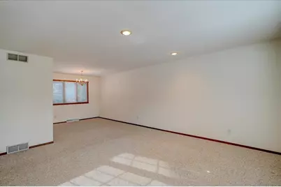 5654 Pennwall Street, Fitchburg, WI 53711 - Photo 5