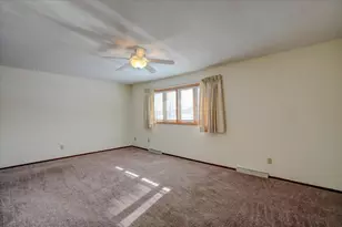 5654 Pennwall St, Fitchburg, WI 53711 - Photo 35