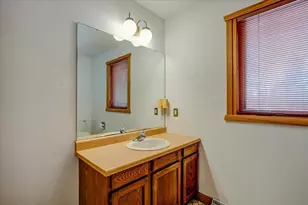 5654 Pennwall St, Fitchburg, WI 53711 - Photo 43