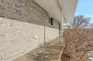 5654 Pennwall St, Fitchburg, WI 53711 - Photo 49