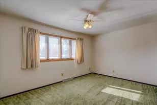 5654 Pennwall St, Fitchburg, WI 53711 - Photo 33