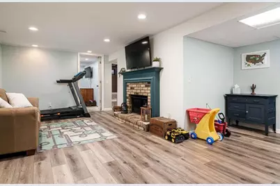 403 Hart Drive, Clinton, WI 53525 - Photo 21