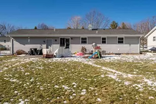 403 Hart Dr, Clinton, WI 53525 - Photo 29