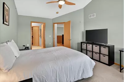 8274 Starr Grass Drive, Madison, WI 53719 - Photo 19