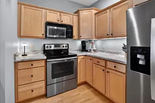 8274 Starr Grass Dr, Madison, WI 53719 - Photo 11