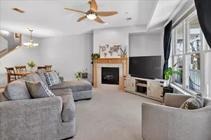 8274 Starr Grass Dr, Madison, WI 53719 - Photo 5