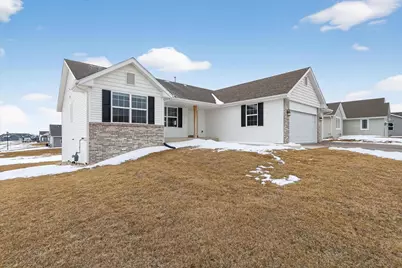 3709 Prairie Falcon Pass, Beloit, WI 53511 - Photo 3