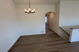 5825 Bridle Way, Madison, WI 53718 - Photo 11
