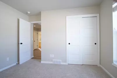 2175 Autumn Lake Parkway, Madison, WI 53718 - Photo 15