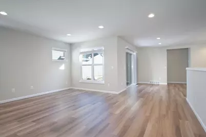 2175 Autumn Lake Parkway, Madison, WI 53718 - Photo 3