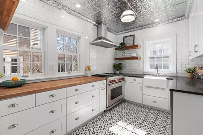 2557 Chamberlain Avenue, Madison, WI 53705 - Photo 17