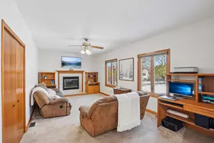 1703 Cumberland Ct, Waunakee, WI 53597 - Photo 17