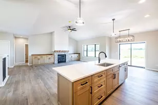 2050 Arbor Ridge Way, Janesville, WI 53548 - Photo 11