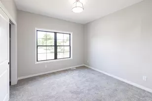 2050 Arbor Ridge Way, Janesville, WI 53548 - Photo 23