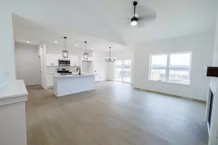 2050 Arbor Ridge Way, Janesville, WI 53548 - Photo 3