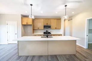 2050 Arbor Ridge Way, Janesville, WI 53548 - Photo 15