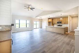 2050 Arbor Ridge Way, Janesville, WI 53548 - Photo 9