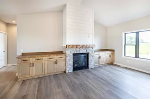 2050 Arbor Ridge Way, Janesville, WI 53548 - Photo 17