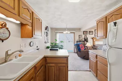 602 Tower Drive, Sun Prairie, WI 53590 - Photo 3