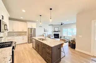 4719 Bellflower Dr, DeForest, WI 53532 - Photo 5